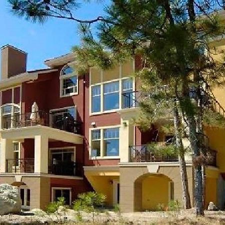 Bellasera Tuscan Villas By Associated Property Management Kelowna Exterior photo